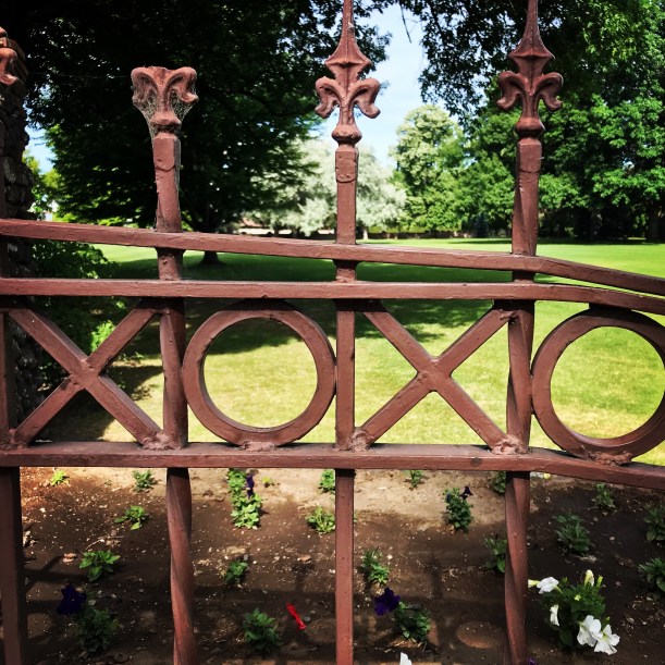 271811F5-10F2-4F86-BB32-A581A19655E0