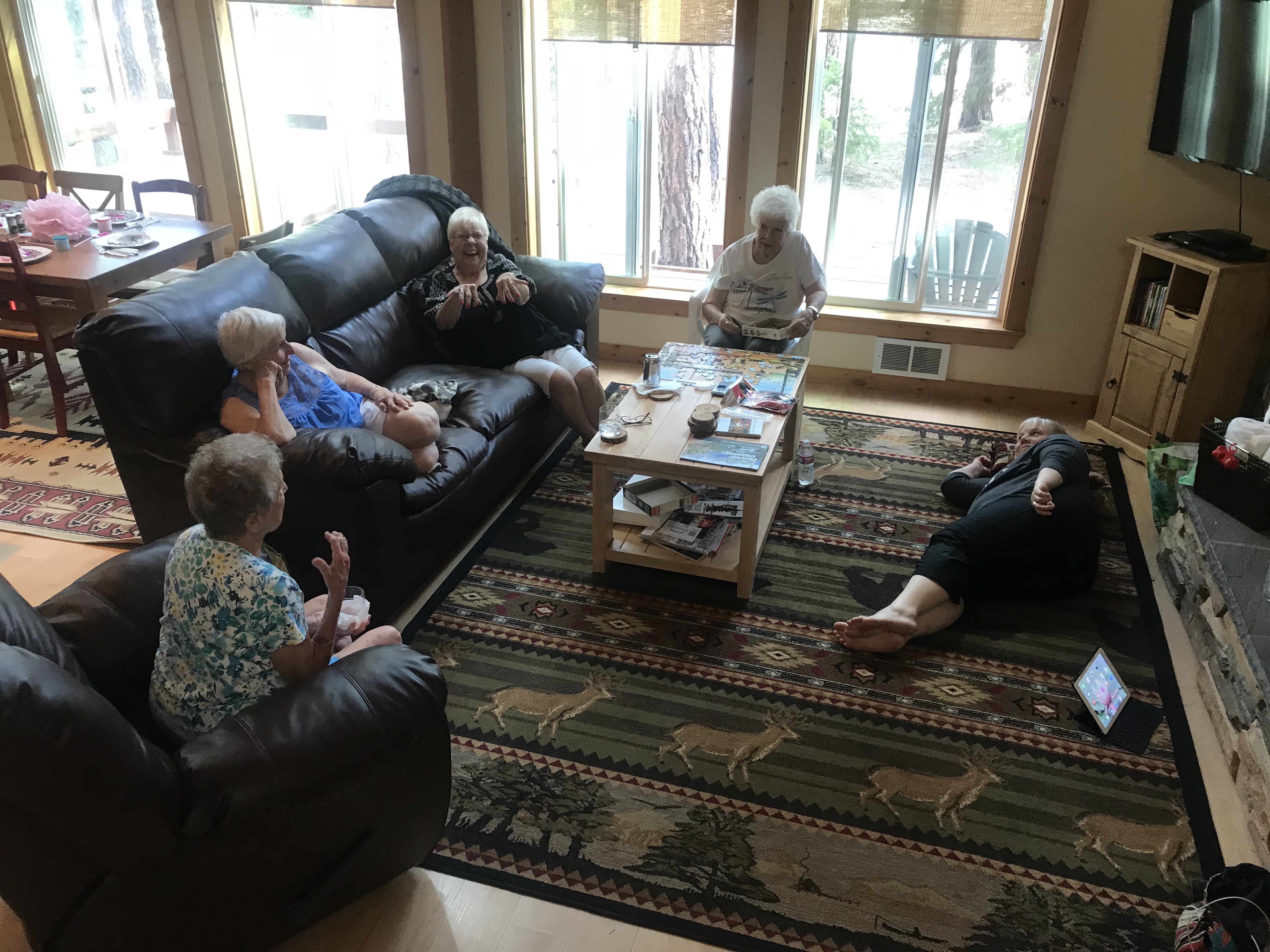 54B0EF74-EDF1-47A2-A566-8F65EF19244A