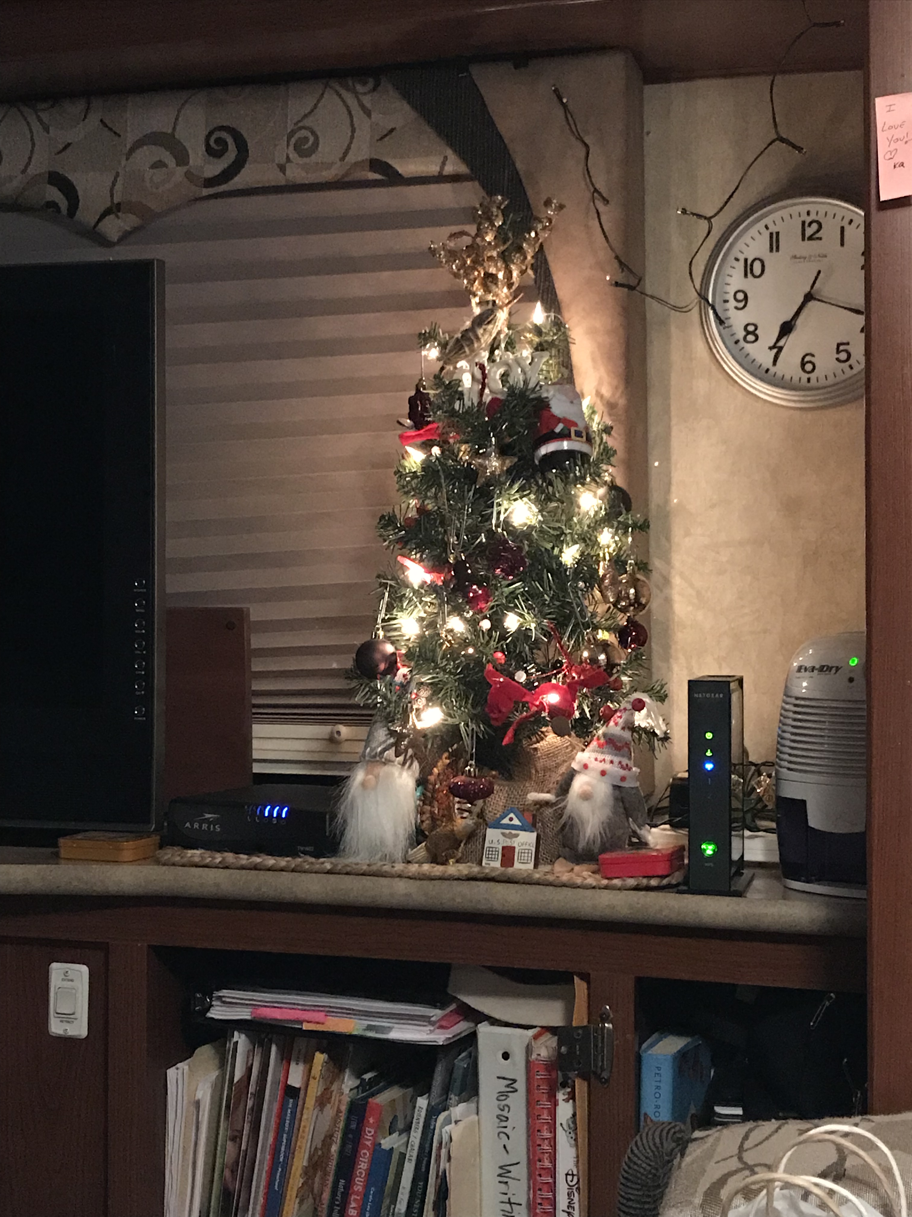 C3BDAF81-0ECF-41FA-8D16-D978D4C40C0C