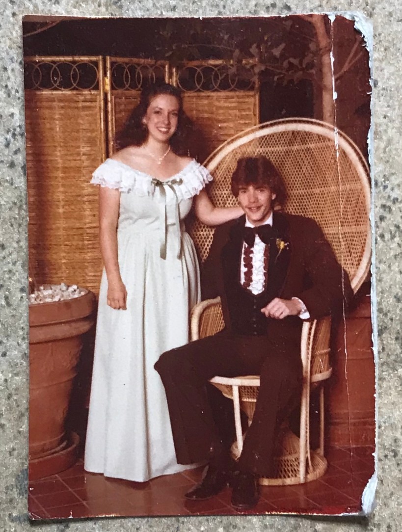 7C9FAAB4-607B-4E13-BEB6-2C808F9EC94C