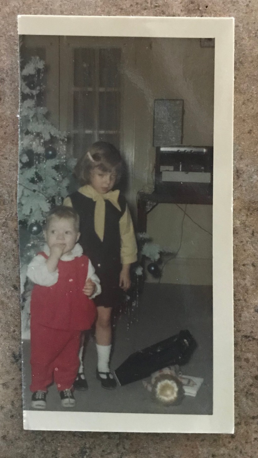 51E3E978-4635-4DFB-BAFD-BFDB97EFA05A