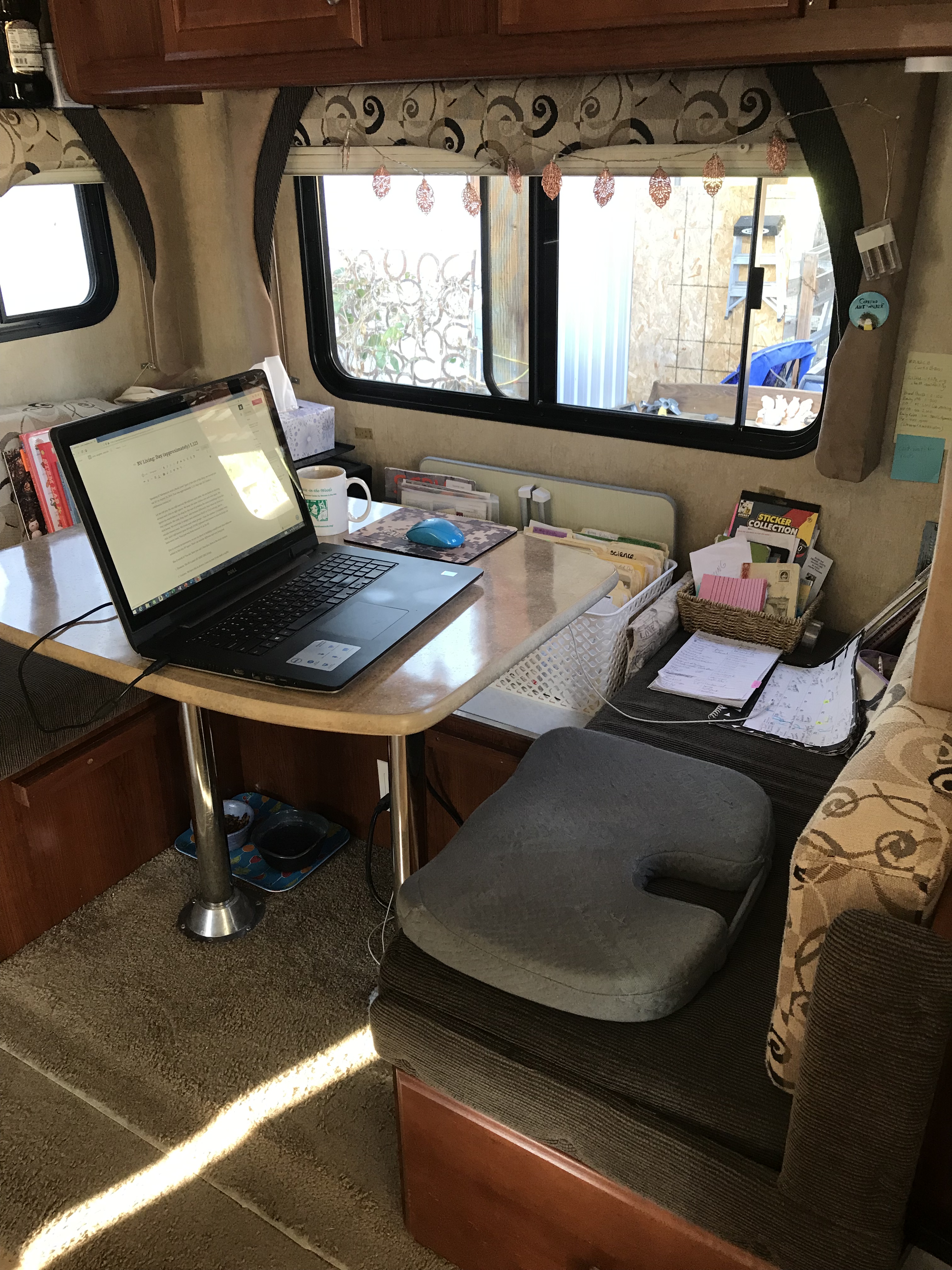 F1CBB2C8-5496-4490-A703-643F755DB528