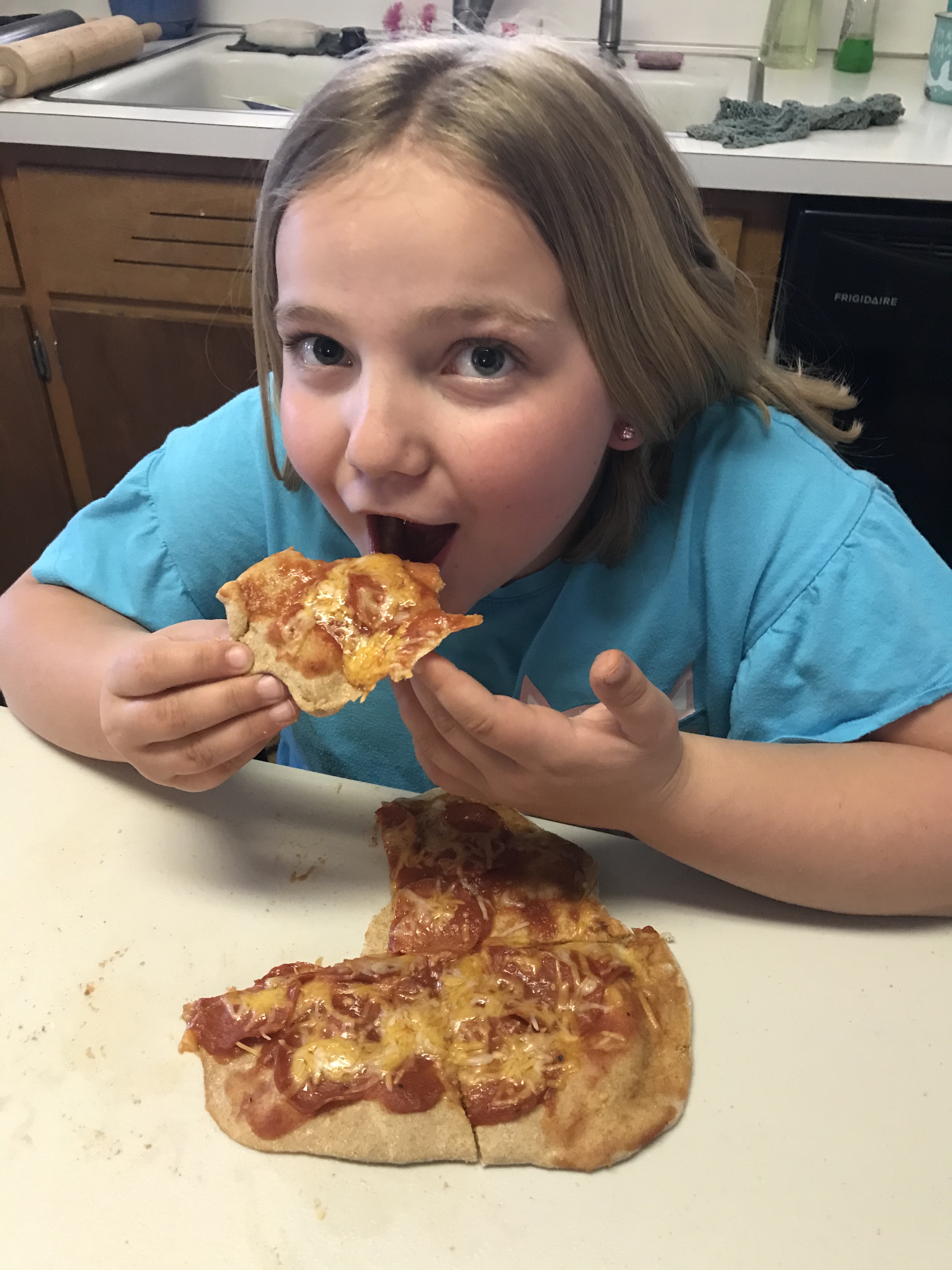 04259FDE-94E3-4EB3-8889-6C041D3579E0